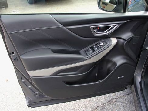 Certified 2022 Subaru Forester Limited image 13