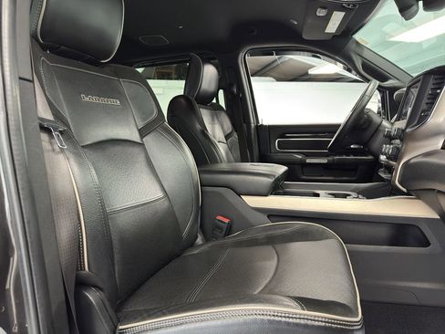 Used 2019 RAM 2500 Laramie image 33