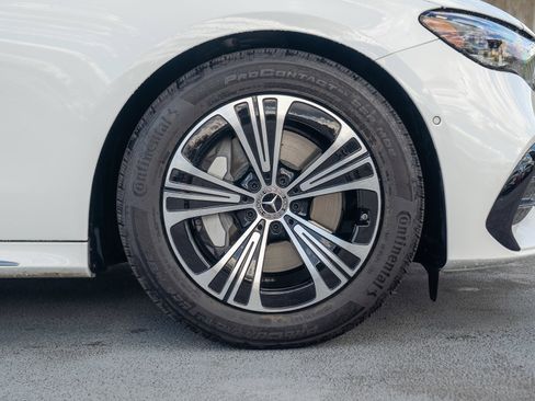Certified 2025 Mercedes-Benz E 350 4MATIC Sedan image 13