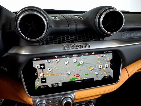 Used 2019 Ferrari Portofino image 41