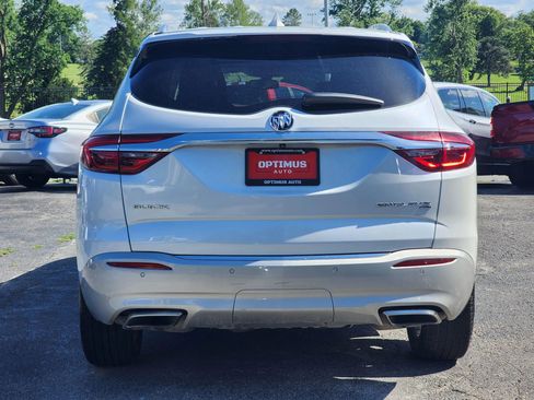 Used 2018 Buick Enclave Essence w/ Trailering Package AWD/4WD image 6