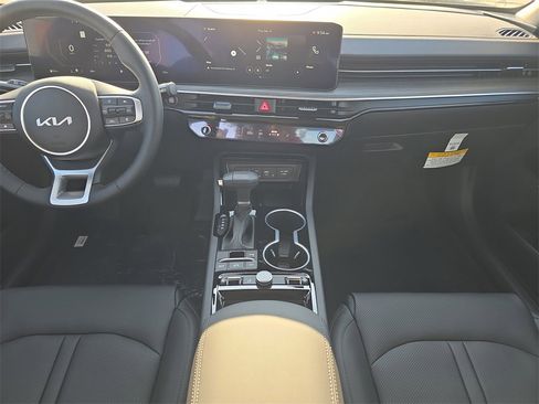 New 2026 Kia K5 EX image 15