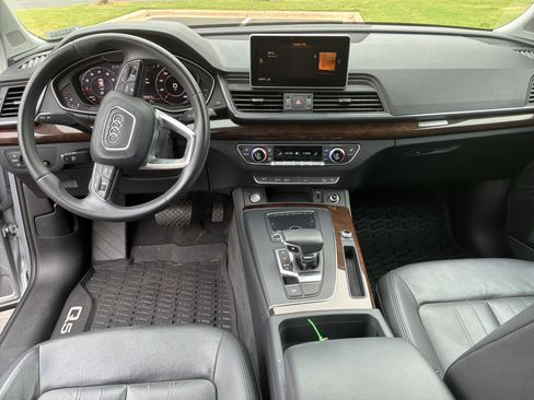 Used 2019 Audi Q5 2.0T Premium Plus w/ Premium Plus Package AWD/4WD image 18