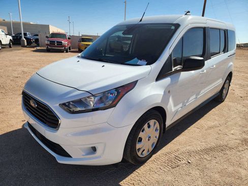 Used 2023 Ford Transit Connect XLT FWD image 3