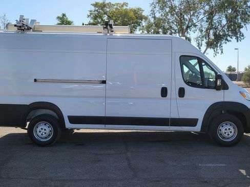 Used 2023 RAM ProMaster 3500 FWD image 12