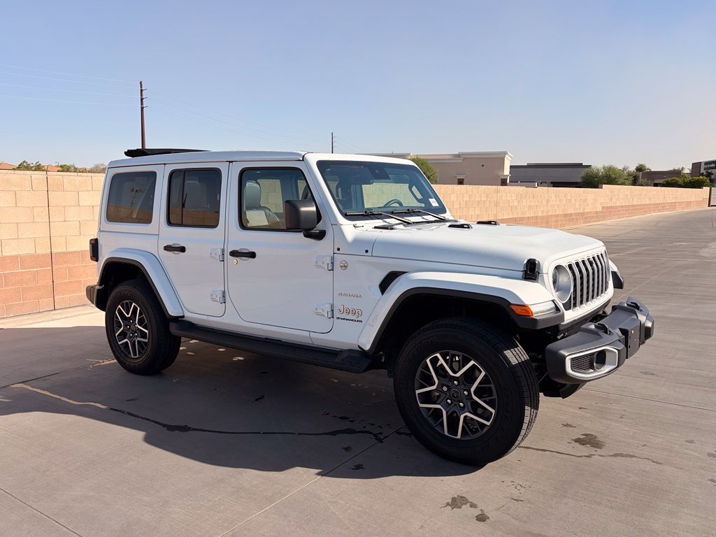 Used 2024 Jeep Wrangler Unlimited Sahara w/ Technology Group AWD/4WD image 4