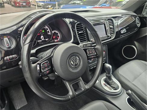 Used 2016 Volkswagen Beetle 1.8T SEL w/ Lighting Package image 10