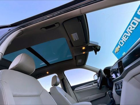 Used 2019 Volkswagen Atlas SE image 14