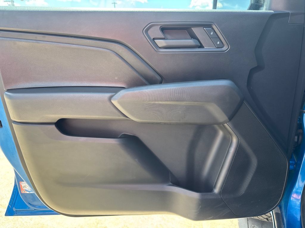 Certified 2024 Chevrolet Colorado Trail Boss w/ Advanced Trailering Package AWD/4WD image 18