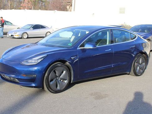 Used 2017 Tesla Model 3 Long Range image 4