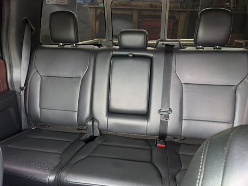 Used 2021 Ford F150 Lariat w/ Equipment Group 502A High AWD/4WD image 15