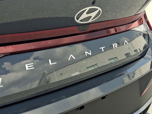 New 2026 Hyundai Elantra Sport FWD image 20