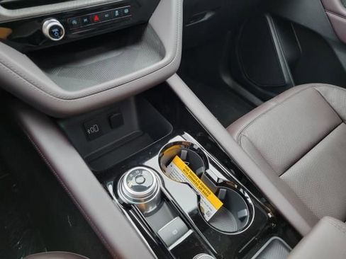 New 2026 Ford Explorer Platinum w/ LUX Leather Package image 38