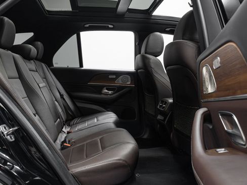 Used 2021 Mercedes-Benz GLE 350 4MATIC image 22