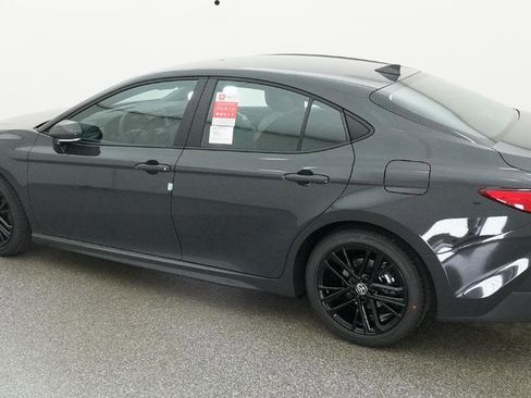 New 2026 Toyota Camry SE FWD image 7