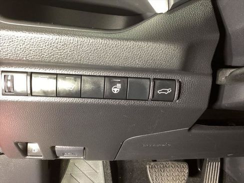 Certified 2023 Toyota RAV4 XLE Premium AWD/4WD image 23