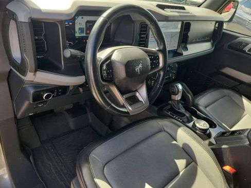 Used 2023 Ford Bronco Everglades image 16