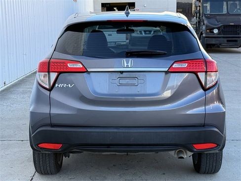 Used 2022 Honda HR-V LX image 5
