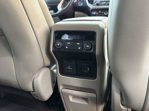 Used 2019 GMC Acadia Denali w/ Technology Package image 28