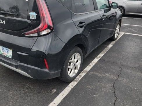 Used 2023 Kia Soul S image 3