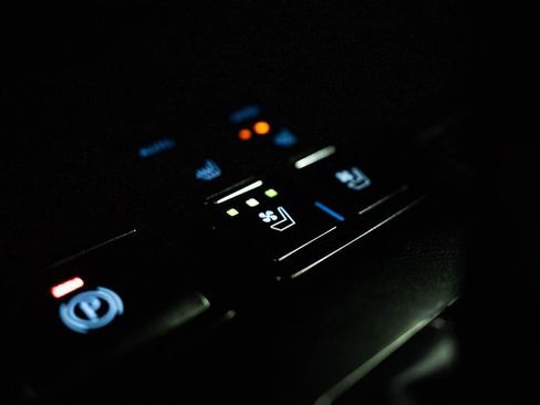 Used 2022 Lexus RX 450h AWD w/ Premium Package image 24