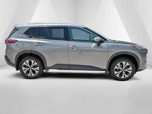 Used 2021 Nissan Rogue SV AWD/4WD image 8