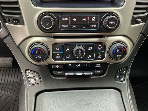 Used 2017 GMC Yukon Denali image 12