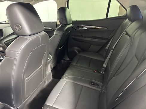 Used 2022 Buick Envision Essence w/ Technology Package I image 18