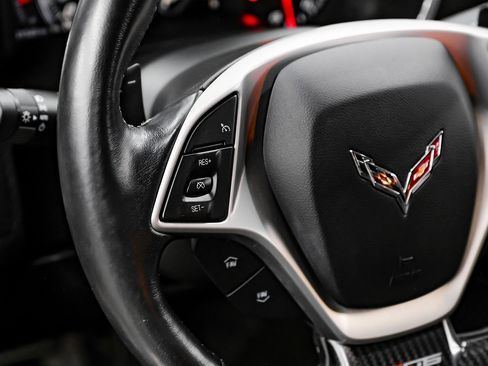 Used 2016 Chevrolet Corvette Z06 w/ 3LZ Preferred Equipment Group image 24