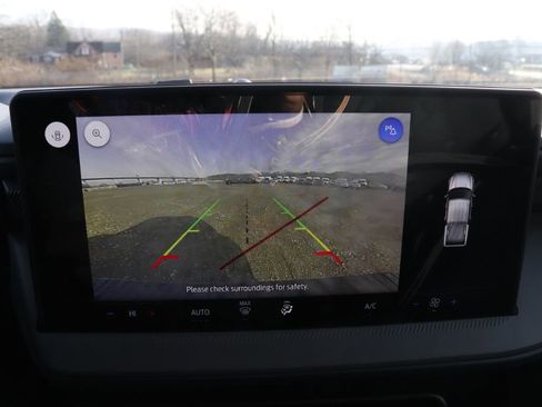 New 2026 Ford Maverick XL image 24