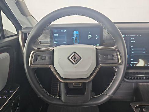 Used 2023 Rivian R1T Adventure image 25