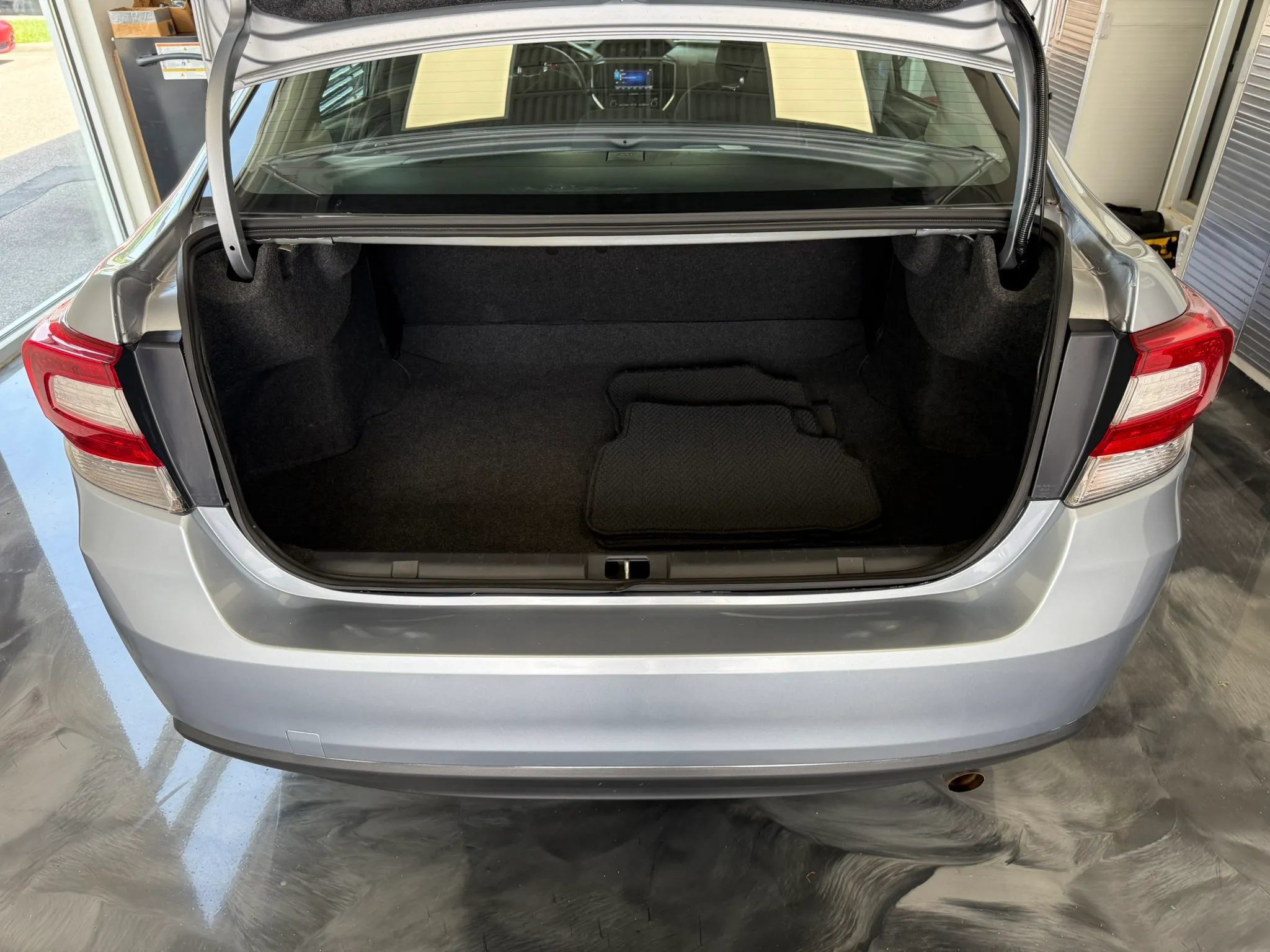 Used 2023 Subaru Impreza 2.0i AWD/4WD image 11