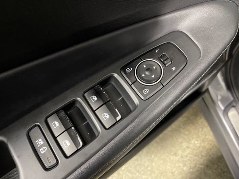 Used 2019 Hyundai Santa Fe FWD w/ Cargo Package image 16