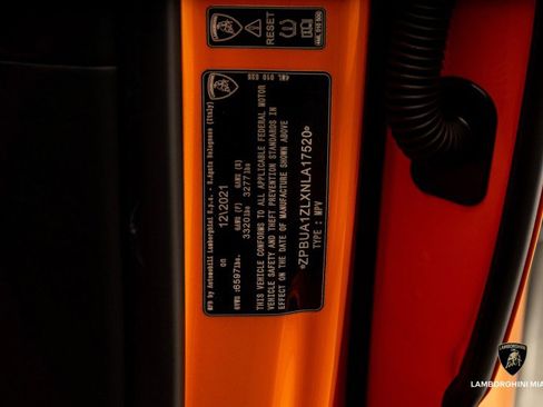 Used 2022 Lamborghini Urus image 55