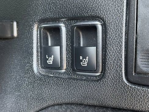 Used 2019 Mercedes-Benz GLS 450 4MATIC image 7