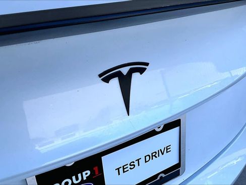 Used 2019 Tesla Model 3 Standard Range RWD image 30
