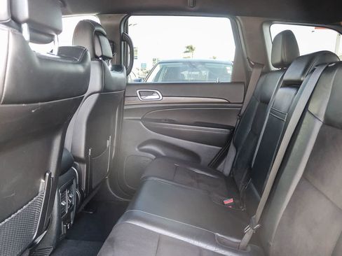 Used 2022 Jeep Grand Cherokee Laredo X RWD image 17