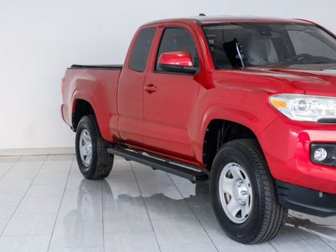 Used 2018 Toyota Tacoma SR RWD image 59