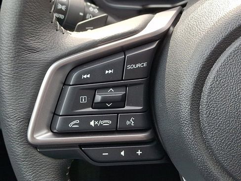 Certified 2025 Subaru Outback Limited image 23