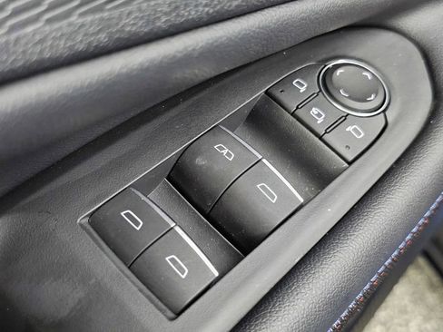 Used 2025 Chevrolet Blazer EV RS AWD/4WD image 29
