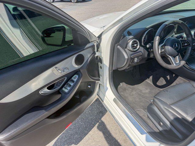 Used 2019 Mercedes-Benz C 300 Sedan image 13