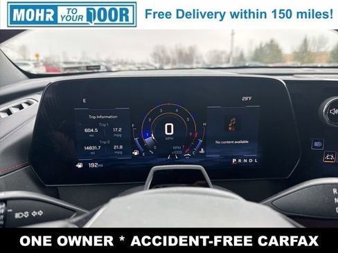 Used 2025 Chevrolet Traverse RS image 11