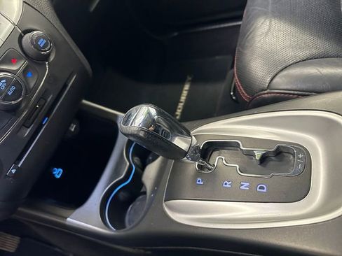 Used 2017 Dodge Journey GT image 32