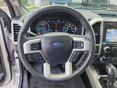 Used 2018 Ford F150 Lariat w/ Equipment Group 502A Luxury AWD/4WD image 21