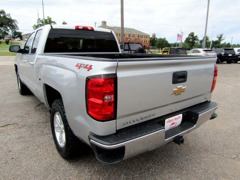 Used 2018 Chevrolet Silverado 1500 LT w/ All Star Edition AWD/4WD image 4