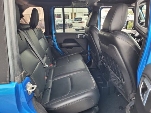 Used 2022 Jeep Wrangler Unlimited Rubicon 4xe image 18