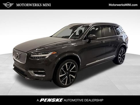 Used 2023 Volvo XC90 B5 Plus AWD/4WD image 1