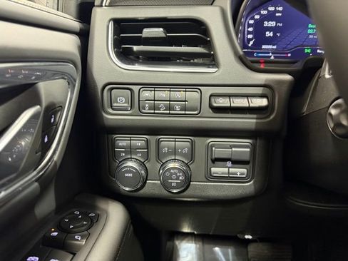 Certified 2024 GMC Yukon AT4 w/ Technology Package image 18