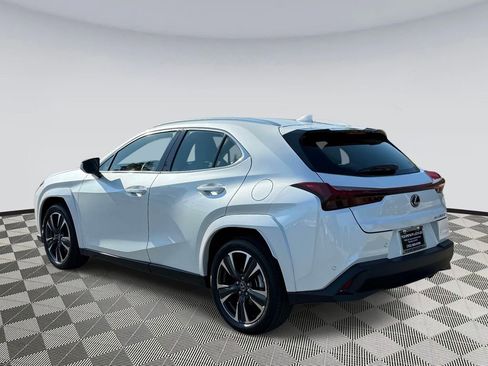 Used 2025 Lexus UX 300h AWD w/ Accessory Package (Z1) image 4