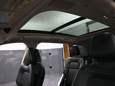 Used 2021 Lincoln Aviator Grand Touring w/ Equipment Group 302A image 36